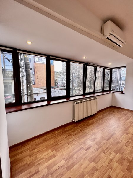 Dorobanti, Petrom, spatiu de birou, all inclusive, 100 mp, 3 camere.