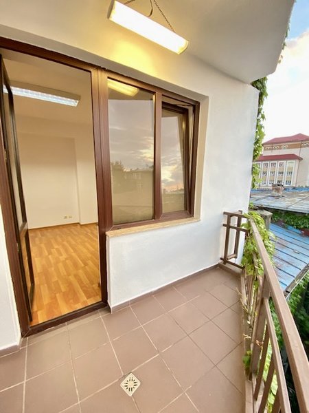 Dorobanti, Petrom, spatiu de birou, all inclusive, 100 mp, 3 camere.