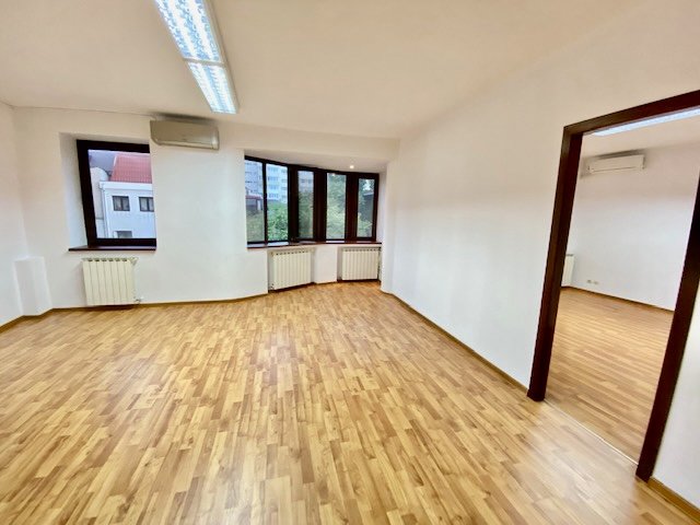 Dorobanti, Petrom, spatiu de birou, all inclusive, 100 mp, 3 camere.